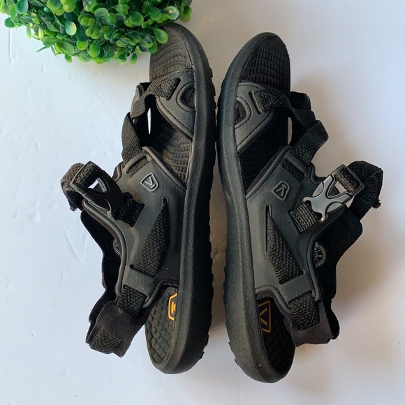 Keen Black  Sandals Ladies size 9 - Picture 6 of 9